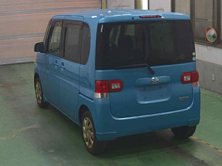 DAIHATSU TANTO 2011