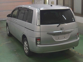 TOYOTA ISIS 2015