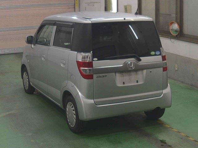 HONDA ZEST 2010
