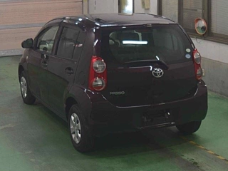 TOYOTA PASSO 2010