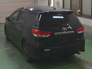 TOYOTA WISH 2010