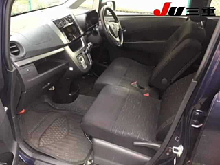 DAIHATSU MOVE 2013