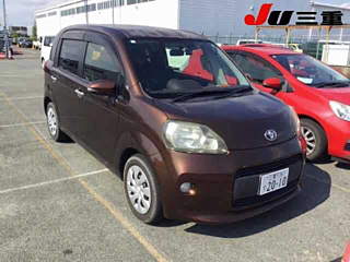 TOYOTA PORTE 2013