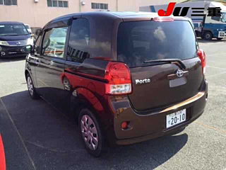 TOYOTA PORTE 2013