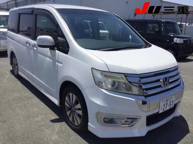 HONDA STEP WAGON 2013