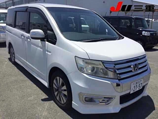 HONDA STEP WAGON 2013