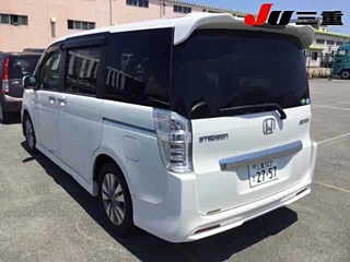 HONDA STEP WAGON 2013