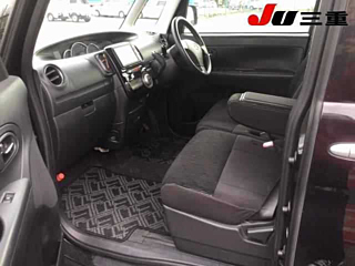 DAIHATSU TANTO 2012