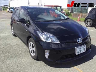 TOYOTA PRIUS 2013