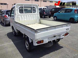 DAIHATSU HIJET TRUCK 2011