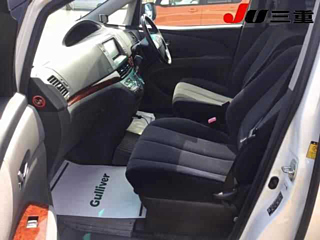 TOYOTA ESTIMA 2010