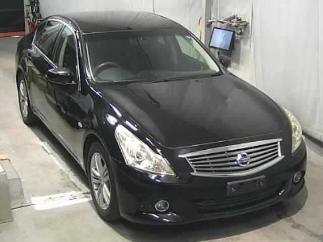 NISSAN SKYLINE 2010