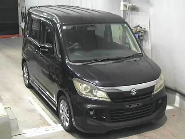 SUZUKI SOLIO 2013