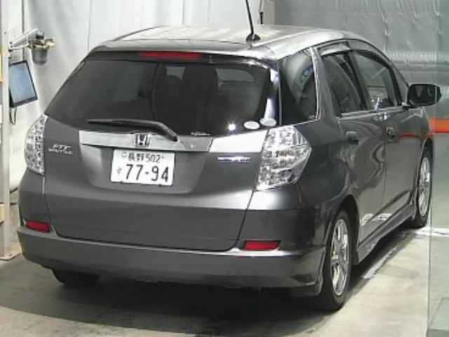 HONDA FIT SHUTTLE 2011