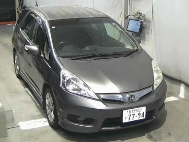 HONDA FIT SHUTTLE 2011