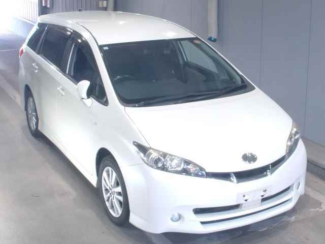 TOYOTA WISH 2009