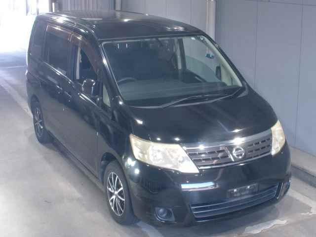 NISSAN SERENA 2010