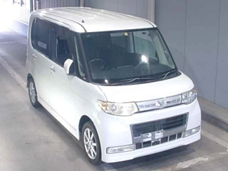 DAIHATSU TANTO 2009