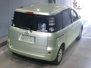 TOYOTA SIENTA 2009