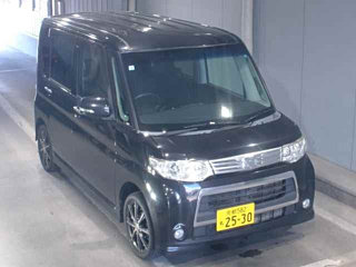 DAIHATSU TANTO 2011