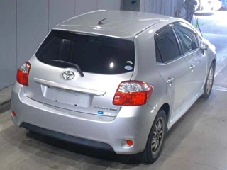 TOYOTA AURIS 2010