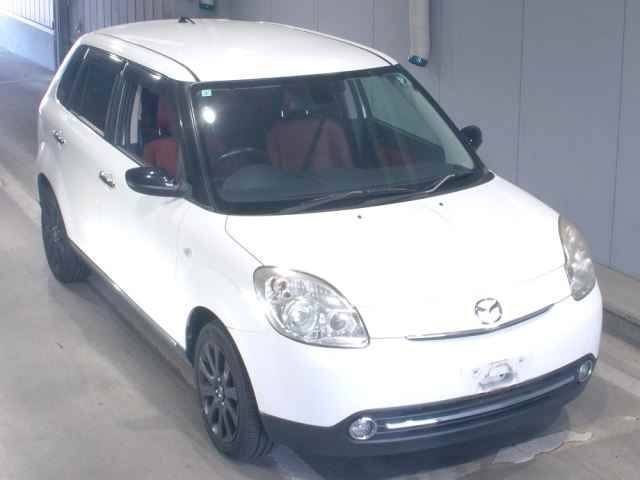 MAZDA VERISA 2015