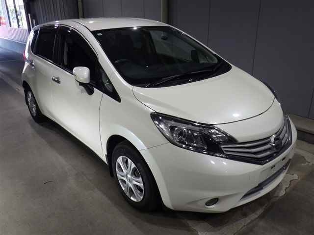 NISSAN NOTE 2015