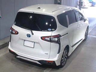 TOYOTA SIENTA 2015