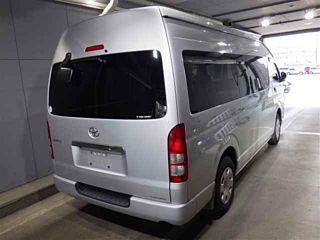 TOYOTA HIACE VAN 2008