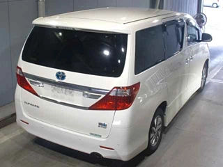 TOYOTA ALPHARD 2013