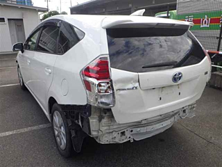 TOYOTA PRIUS ALPHA 2016