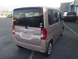 DAIHATSU TANTO 2018