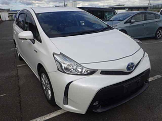 TOYOTA PRIUS ALPHA 2016