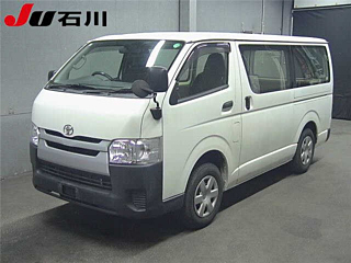 TOYOTA HIACE VAN 2017