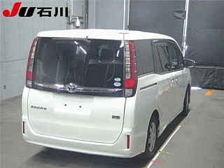 TOYOTA ESQUIRE 2016