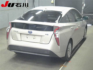 TOYOTA PRIUS 2016