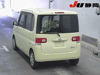 DAIHATSU TANTO 2008