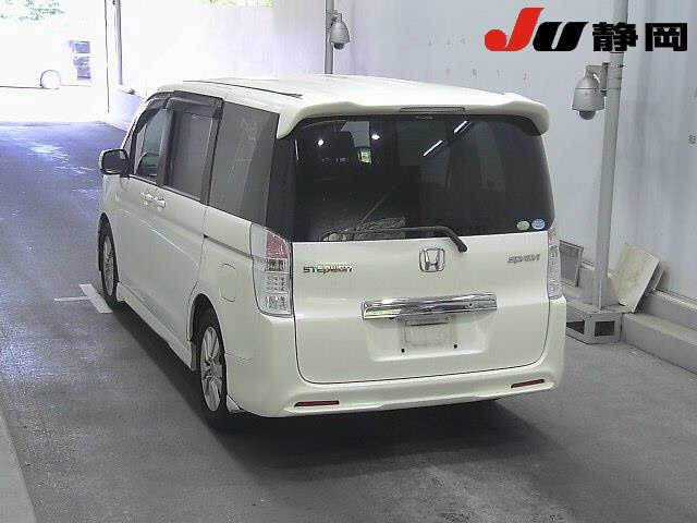 HONDA STEP WAGON 2010