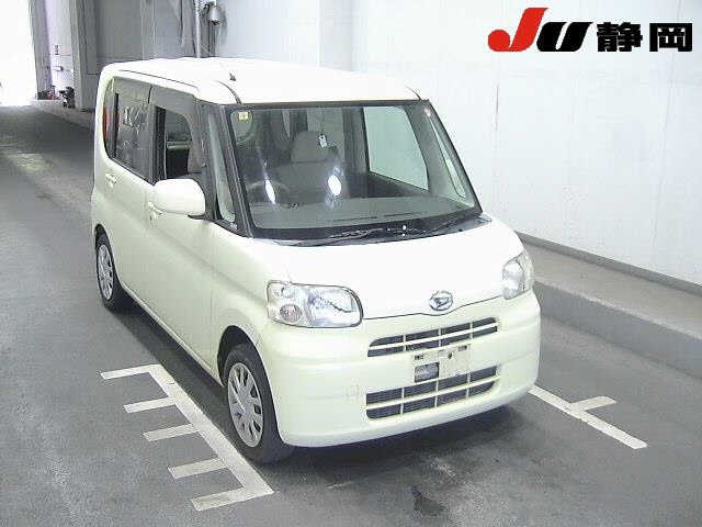 DAIHATSU TANTO 2008