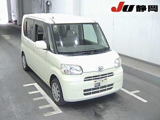 DAIHATSU TANTO 2008
