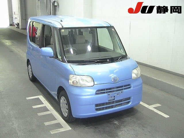 DAIHATSU TANTO 2008