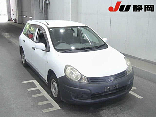 NISSAN AD 2011