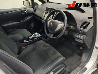NISSAN LEAF 2016