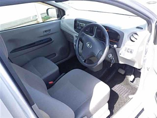 DAIHATSU MIRA E S 2014