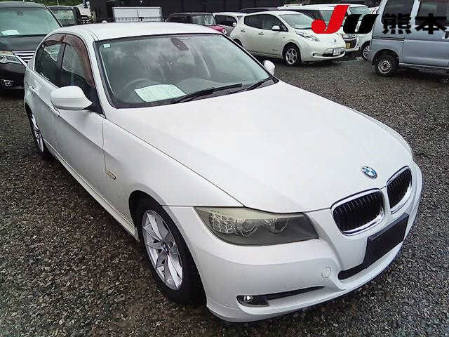 BMW 3 SERIES 2011