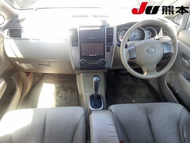 NISSAN TIIDA 2009