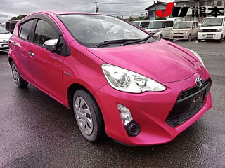 TOYOTA AQUA 2015