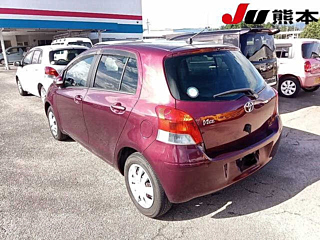 TOYOTA VITZ 2010