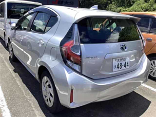 TOYOTA AQUA 2019