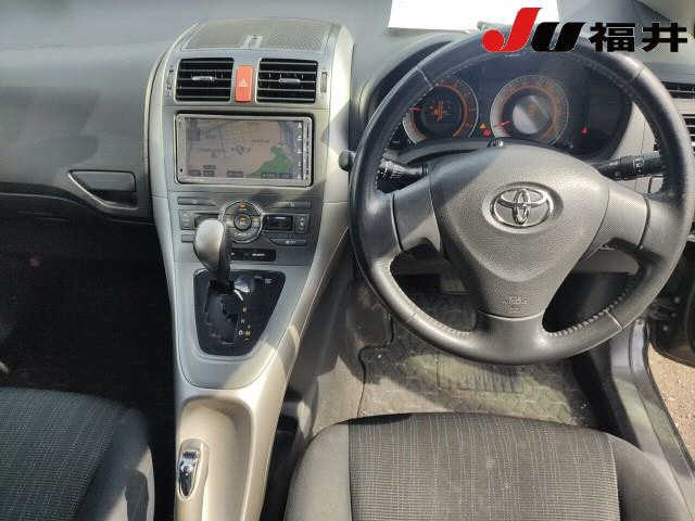 TOYOTA AURIS 2009